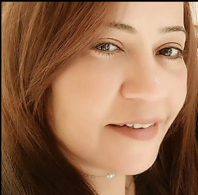 (مع ذلك لم اتقاضى مقابلا)