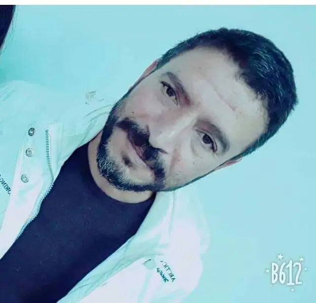 عبد الواحد السويح (وجها لوجه مع حائط)