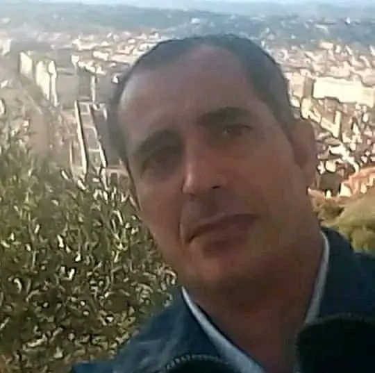 ما هو محزن