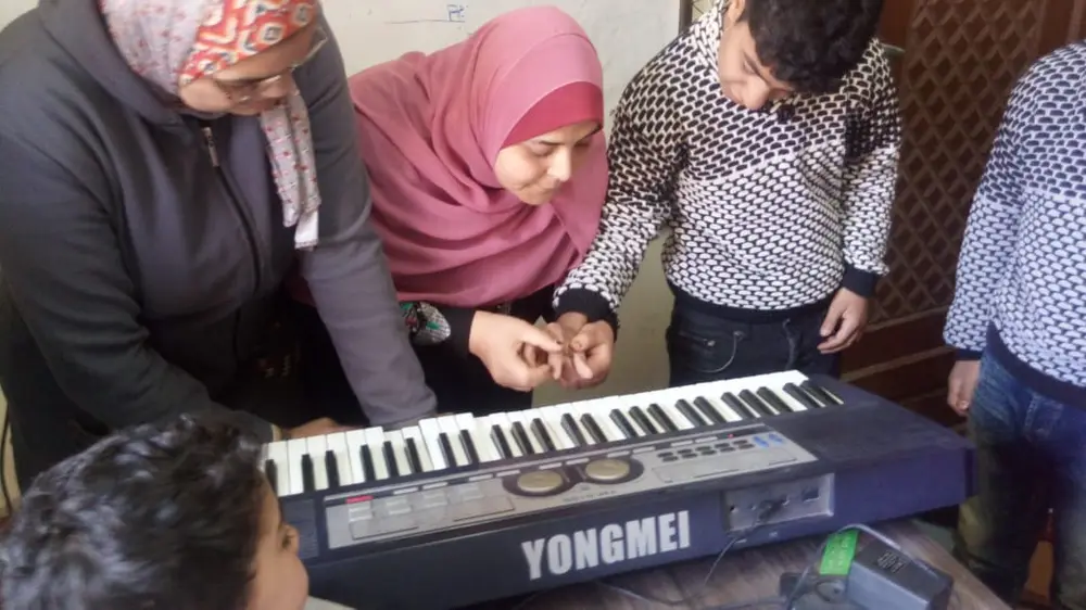 Photograph 13 from: Renewed Creativity: Teaching Music to People with Disabilities