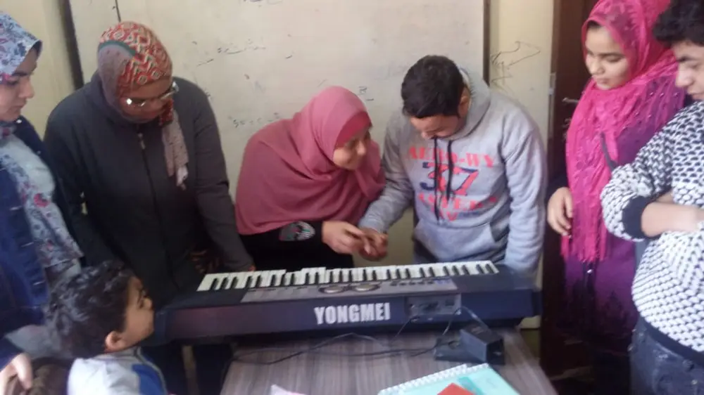 Photograph 12 from: Renewed Creativity: Teaching Music to People with Disabilities