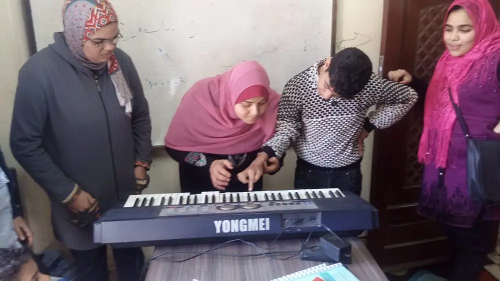 Photograph 20 from: Renewed Creativity: Teaching Music to People with Disabilities