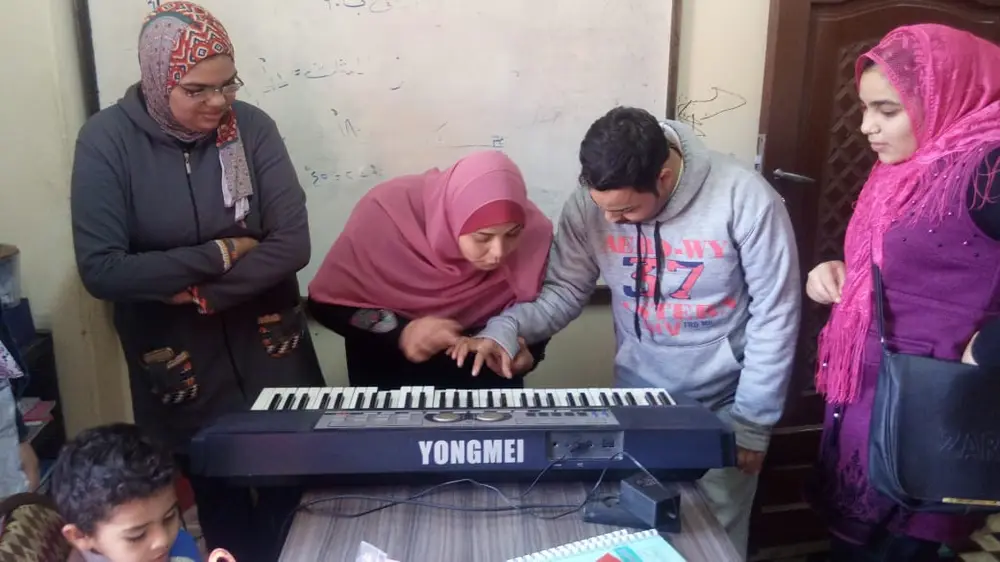 Photograph 25 from: Renewed Creativity: Teaching Music to People with Disabilities