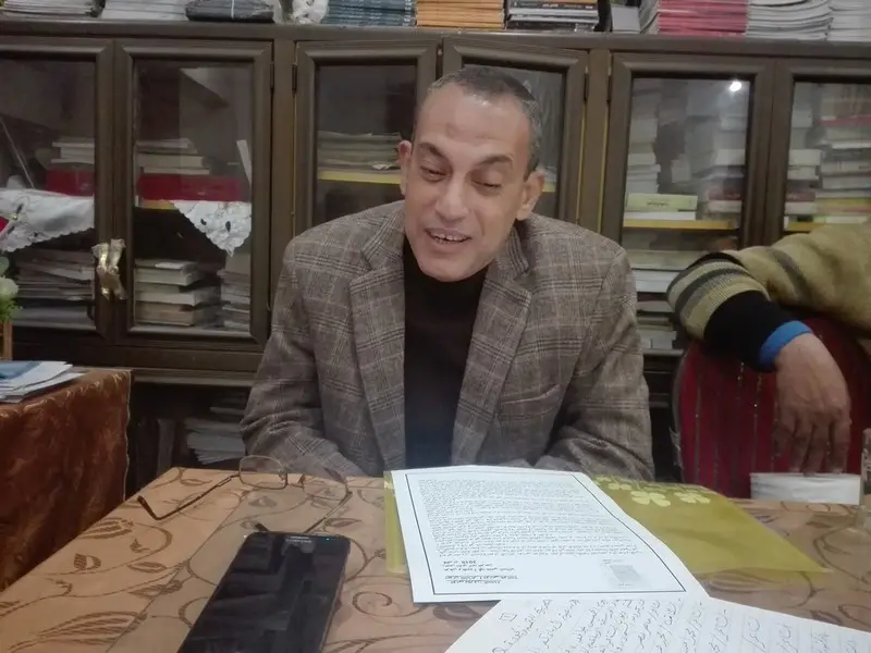 صورة 4 من: مناقشة ديوان موتى يجرون السماء