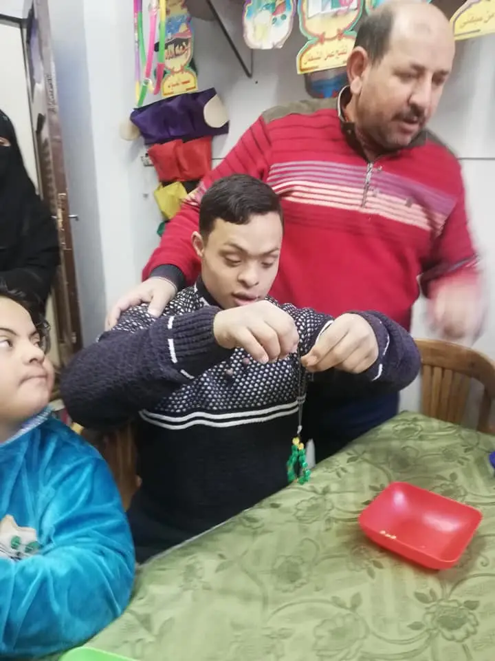 Photograph 9 from: Handicrafts for Children with Disabilities