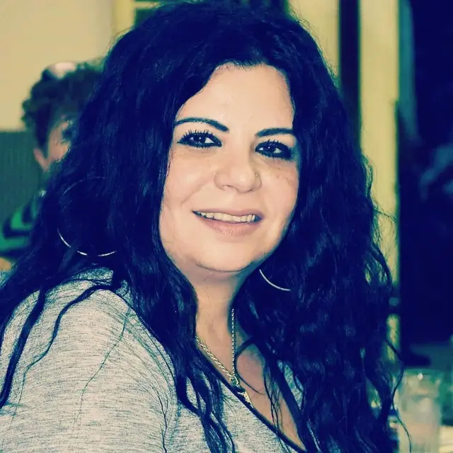 عزة رياض