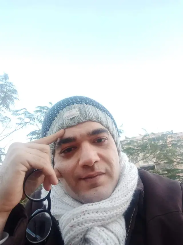 طفل يريد الغناء _________________________________