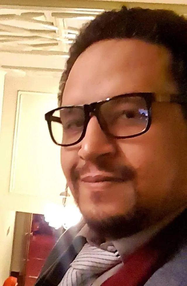 "مايكفي لعمل شيء ما لا أعرفه"