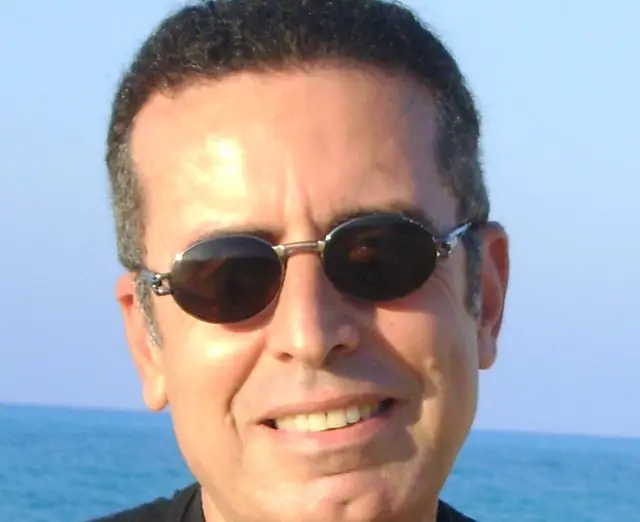 مدارج الخذلان عاطف عبد العزيز