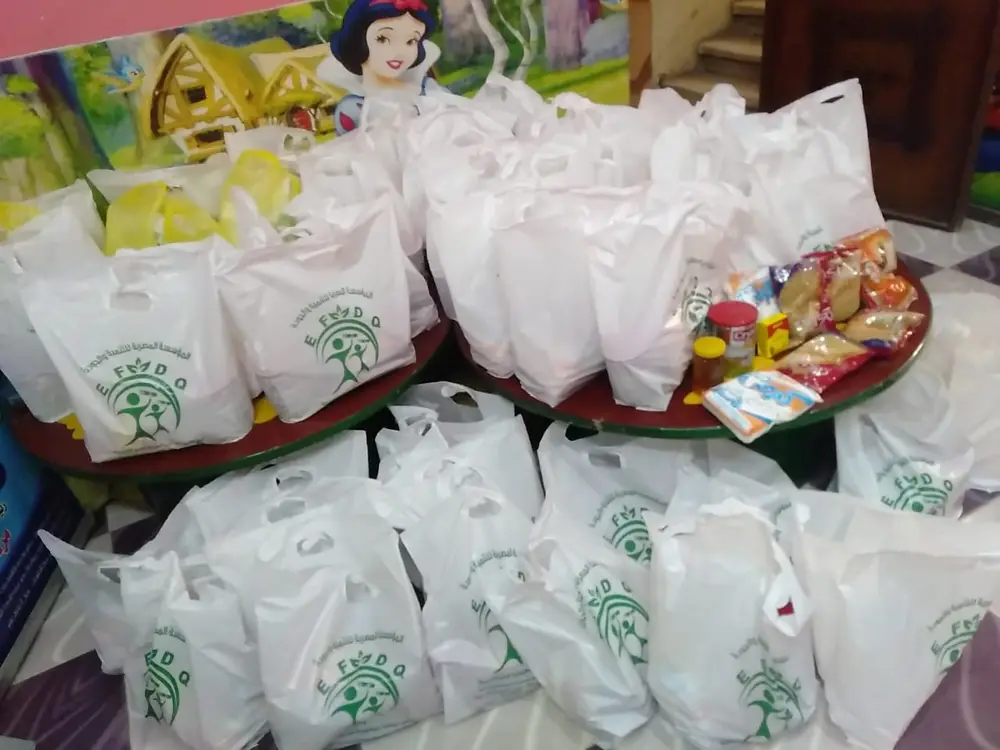 Photograph 4 from: Preparing Home-Isolation Kits and Packages for Informal Workers