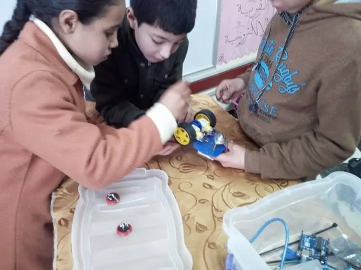 Photograph 2 from: Robotics Training