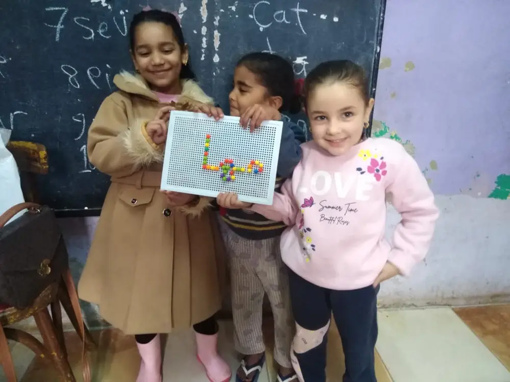 Photograph 3 from: The importance of drawing for children
